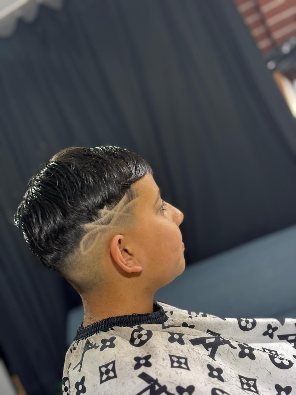 Textured Crop with Line Design